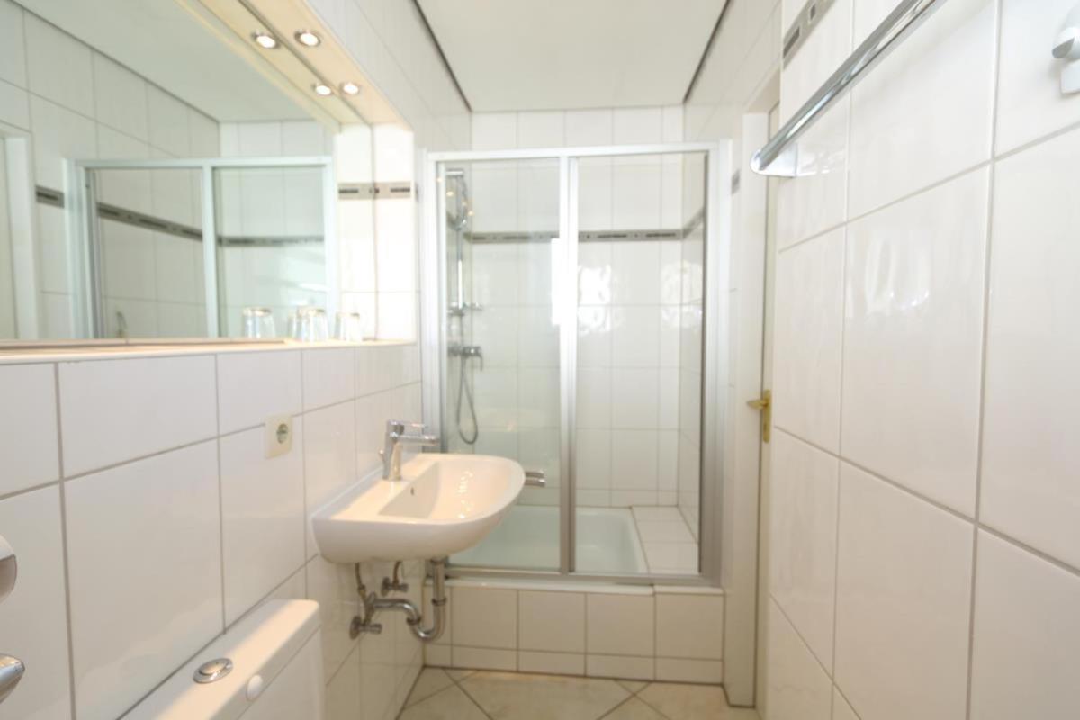 Schwalbe - Tripp Apartment เวสเทอร์แลนด์ ภายนอก รูปภาพ